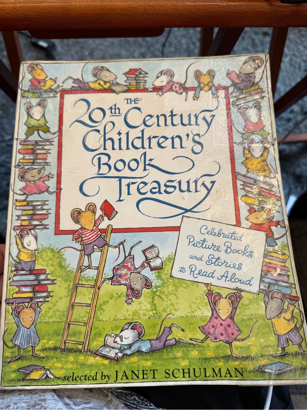 Children’s Paperback The 20th Century Children’s book Treasury